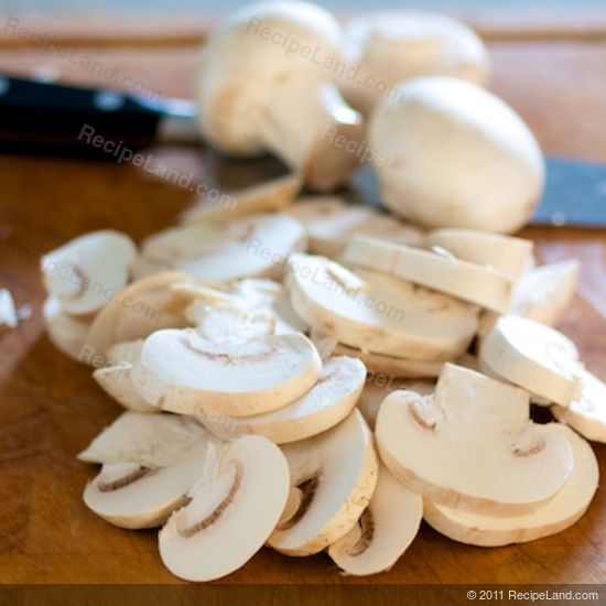 sliced white button mushrooms