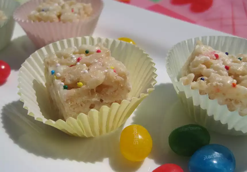 White Chocolate Chip Krispie Squares