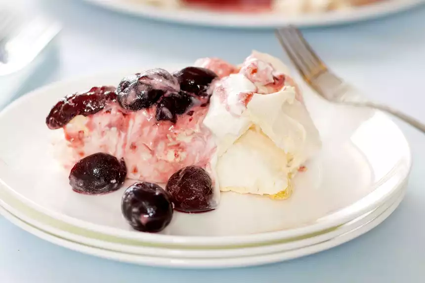 Cherry Pavlova 