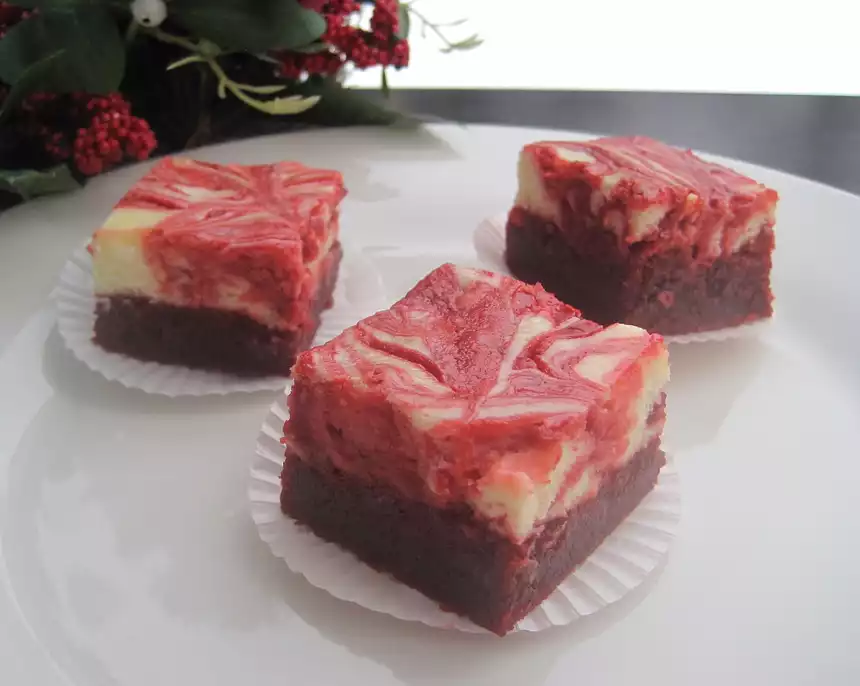 Red Velvet Cheesecake Swirl Brownies
