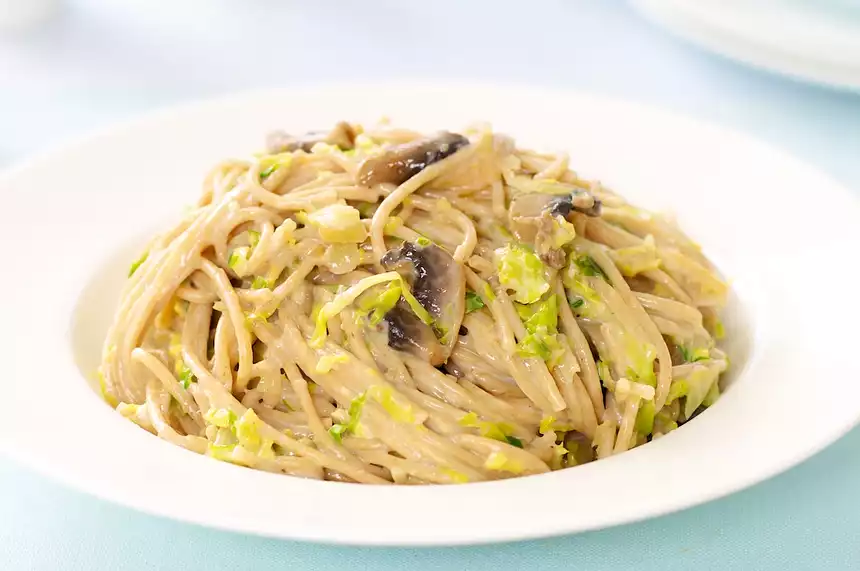 Creamy Fettuccine with Brussels Sprouts and Mushrooms