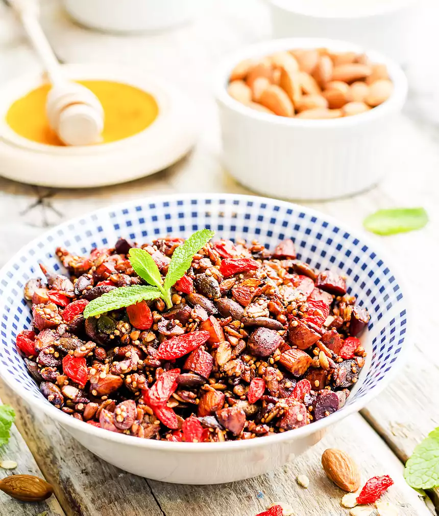 Gluten-Free Granola (Breakfast)