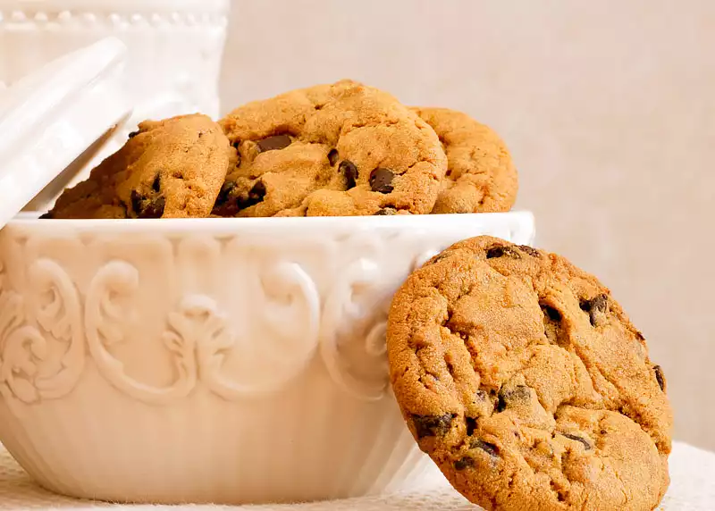 Hershey's Classic Chocolate Chip Cookies