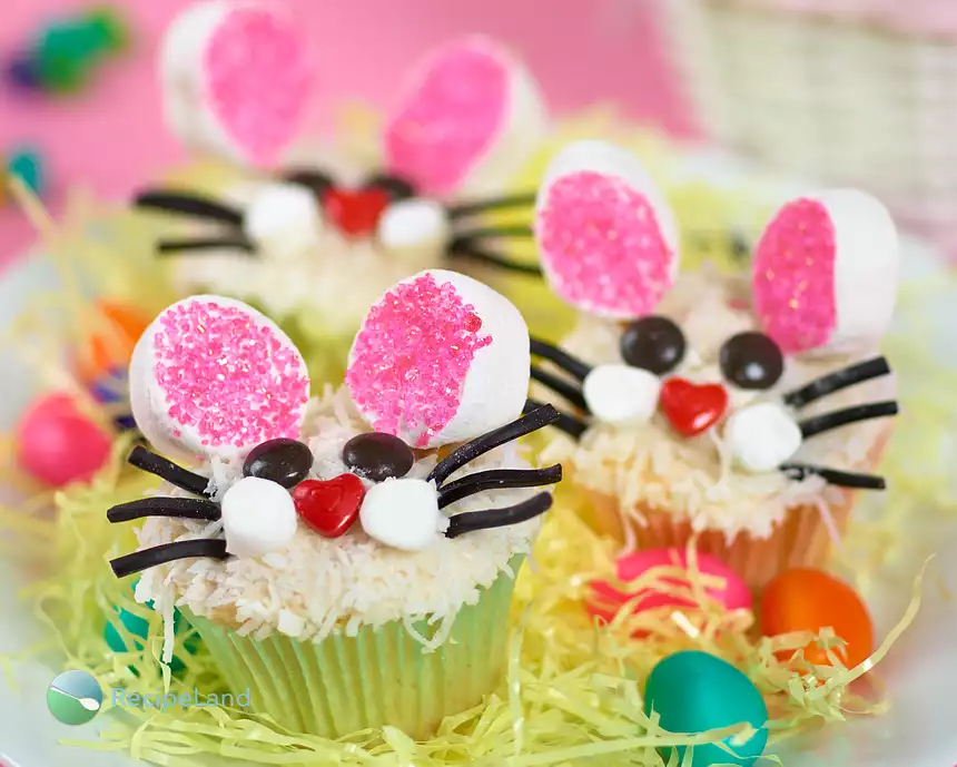 Bunny Face Easter Cupcakes