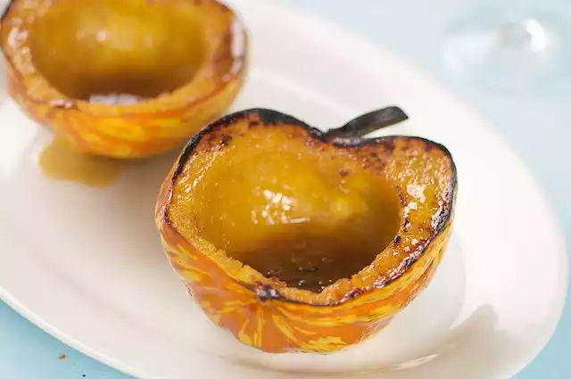 20 Minute Glazed Acorn Squash
