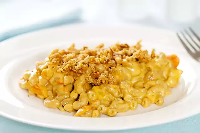 Stove-Top Macaroni and Cheese with Roasted Tomatoes